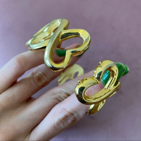 GOLD HEART SHAPED BRACELET - Picture 5 of 5